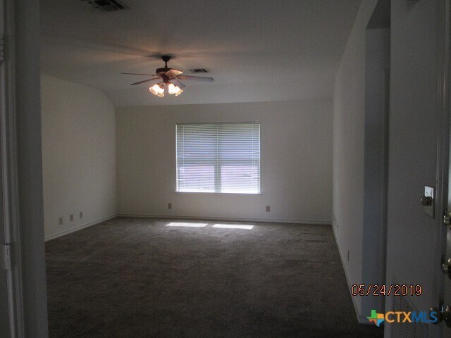 Foto del edificio - 105 Evan Cir