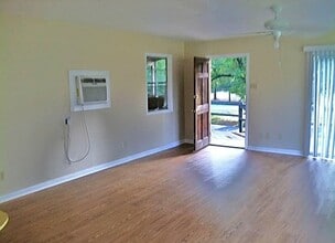 Building Photo - 40 County Rd 2213
