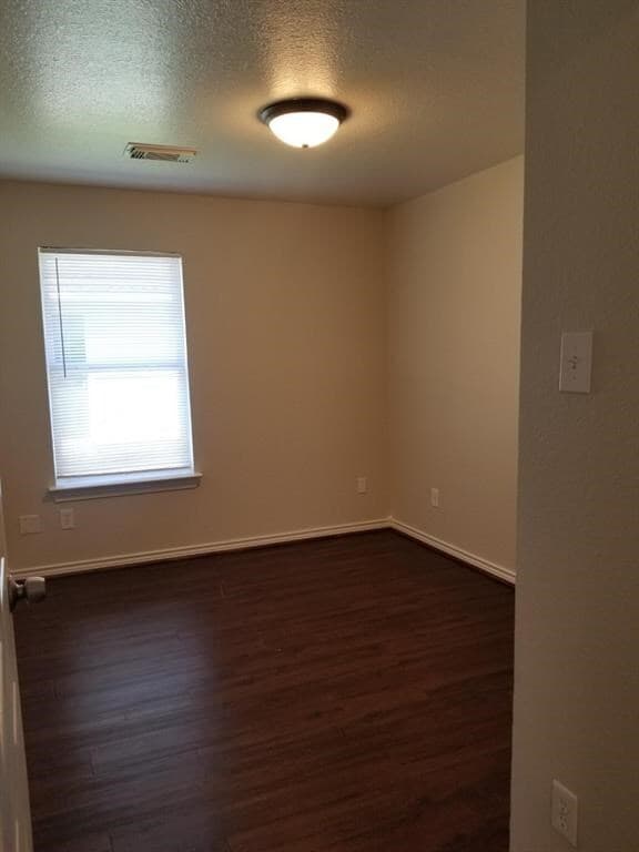 Building Photo - 3319 Angel Ln