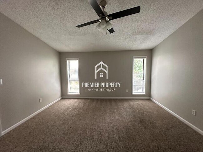 Building Photo - 4122 Meadow Creek Rd