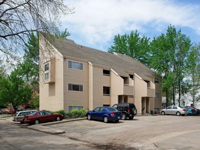 Hanover Place Apartments - Lawrence, KS 