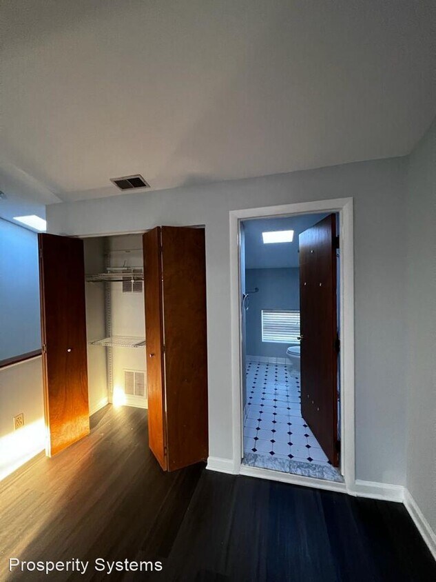 Foto principal - 2 br, 2 bath House - 525 S Washington St