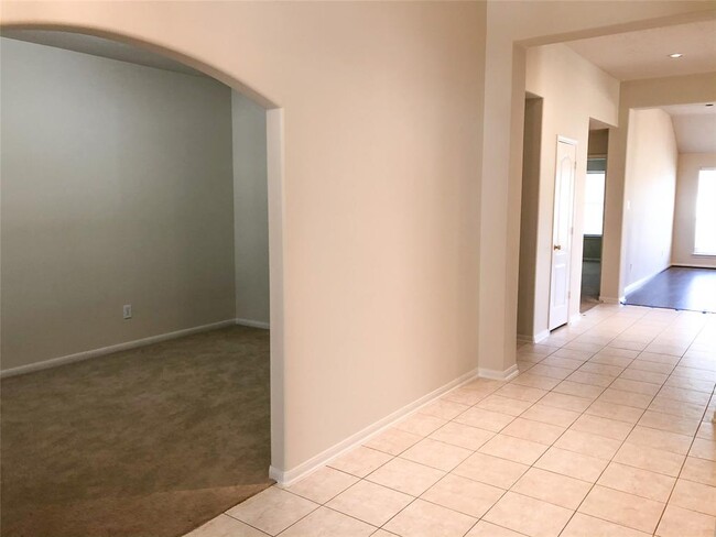 Building Photo - 4310 Mustang Crossing Ct