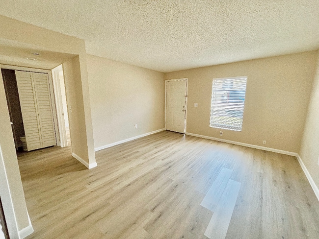 Building Photo - 5107 S Clarice Ct