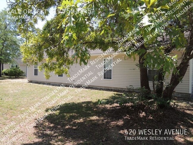 Building Photo - 420 Wesley Ave
