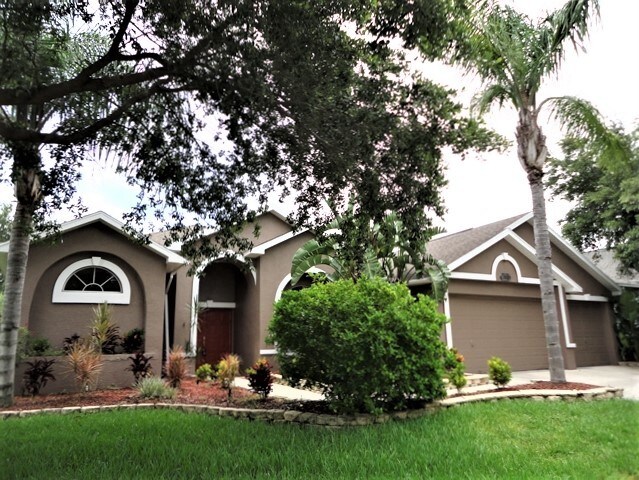 Foto principal - 2236 Golf Manor Blvd