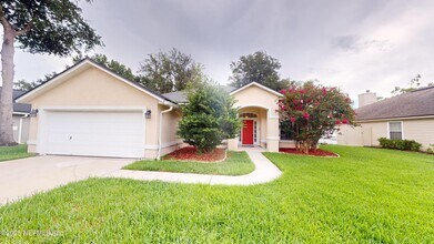 Building Photo - 440 Crescent Pond Dr