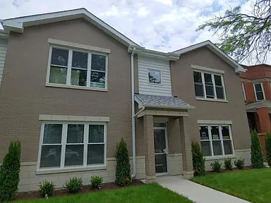 Photo - 4211 N Harding Ave Apartment