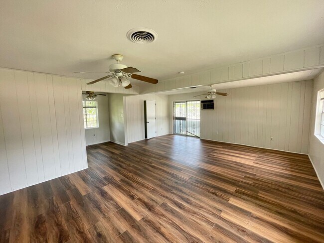 Foto del edificio - 3 Bedroom in Pearl Ms!