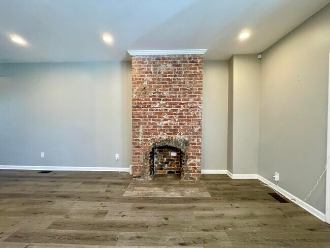 Foto del edificio - 240 S Princeton Ave