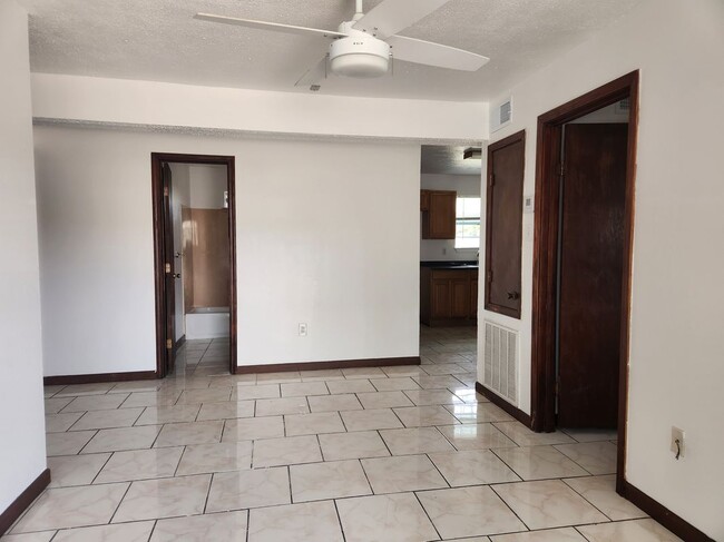 Foto del edificio - 11417 Jefferson Hwy