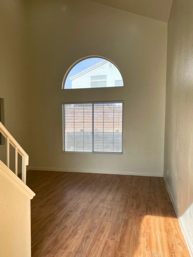 Foto del edificio - MOVE-IN READY 3BR/2.5BA SINGLE FAMILY HOME...