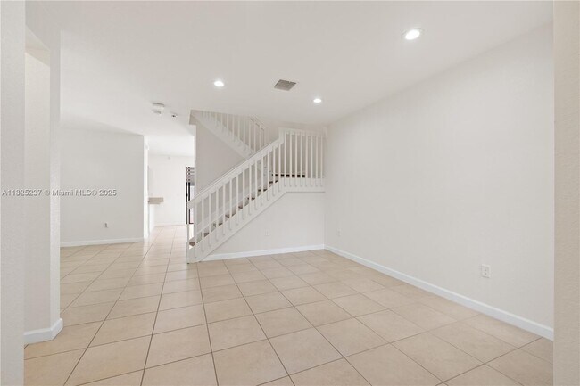 Building Photo - 10335 W 34th Ct