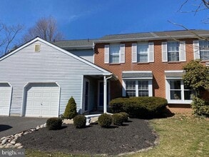 Building Photo - 1784 N Dove Rd
