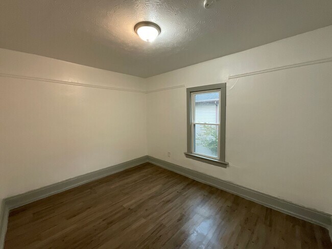 Foto del edificio - 2829 East 116th Street