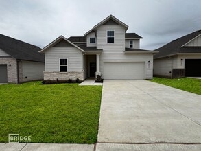 Building Photo - 508 Hayfield Ln