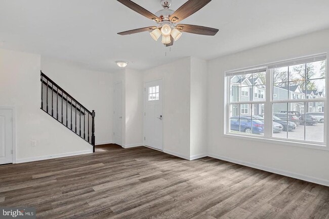 Building Photo - 240 Beechwood Wy