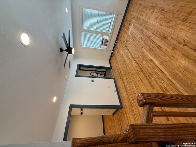 Building Photo - 310 Natalen Ave