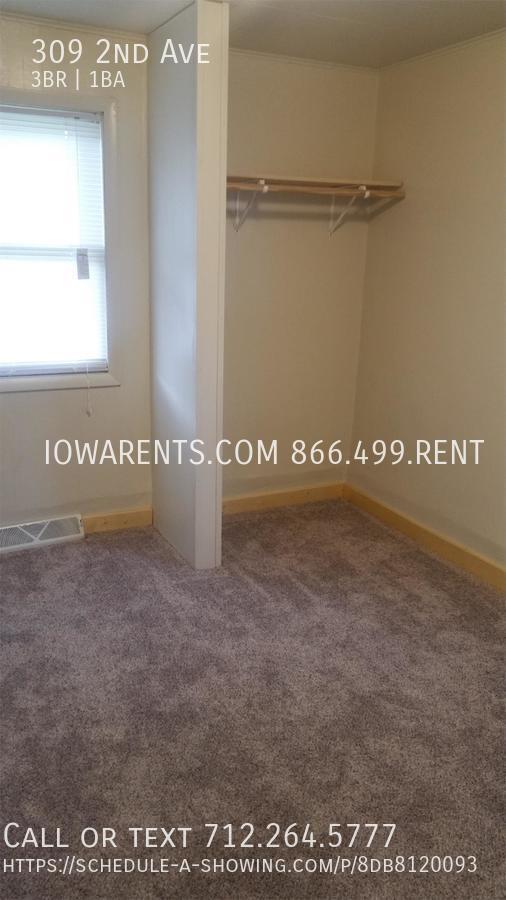 Building Photo - 309 2nd Ave