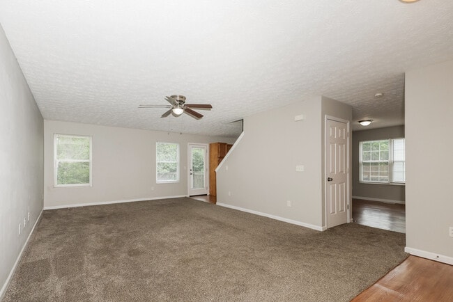 Building Photo - 5753 Ericsson Way