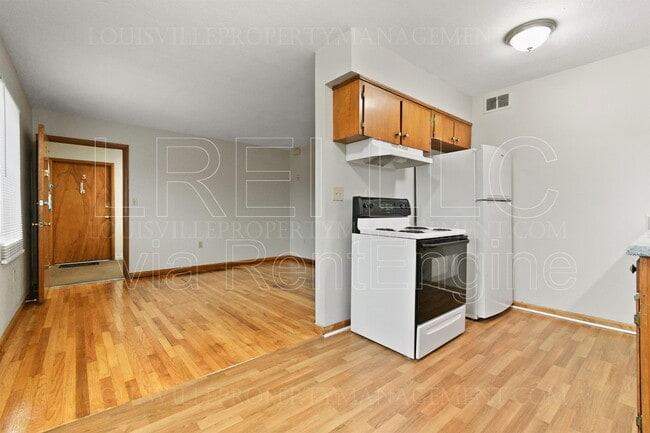 Building Photo - 1705 Valley Forge Way