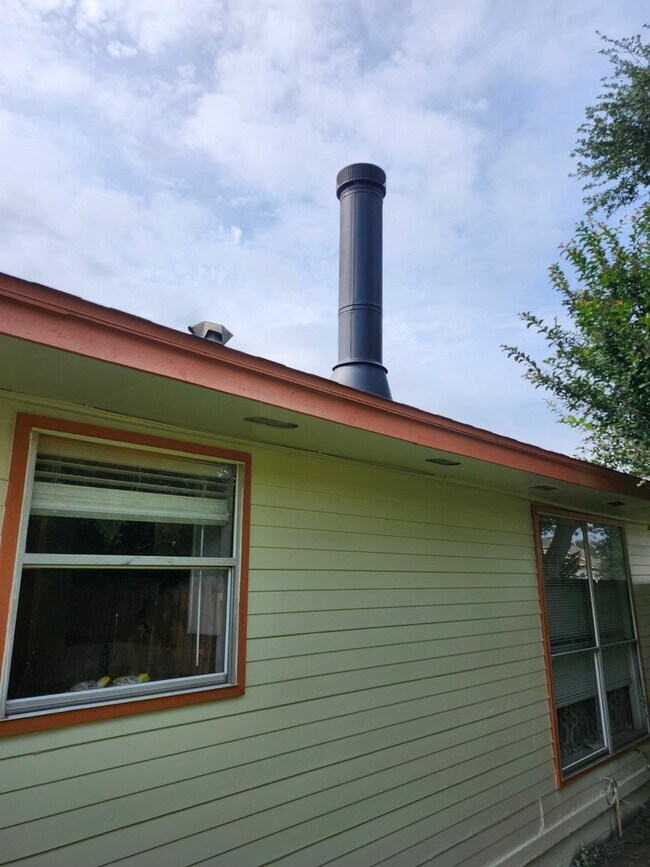 Foto del edificio - 18119 Twin Creek Dr