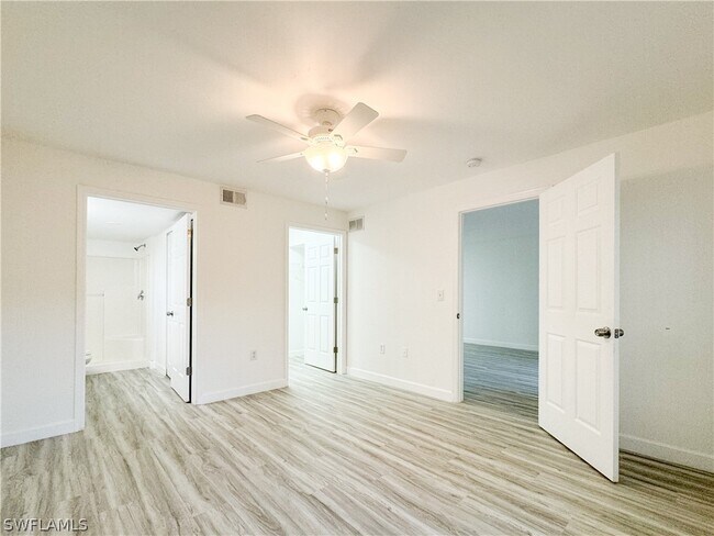 Building Photo - 11930 Palm Bay Court