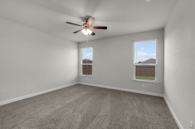 Building Photo - 2329 Briscoe Rnch Dr