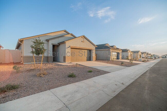 Foto del edificio - 5549 E Cinder Ln
