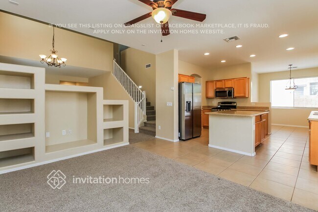 Building Photo - 7035 S San Jacinto Ct