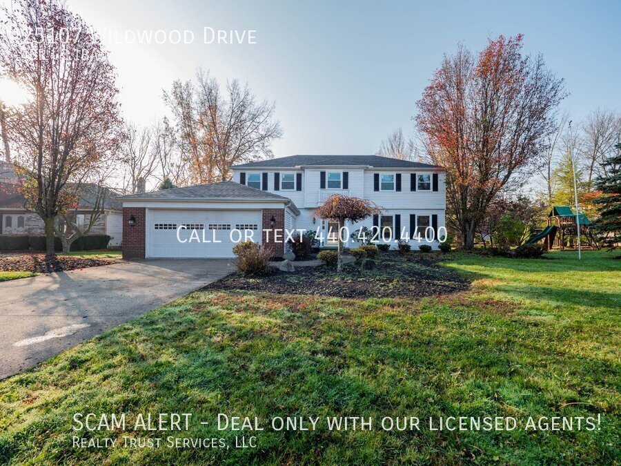 Foto principal - Beautiful Colonial 4 bed 3.5 bath home Fir...