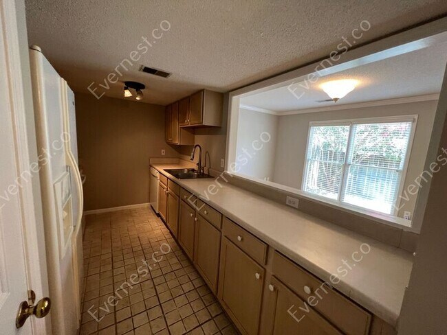 Building Photo - 1352 Grayson Valley Pkwy
