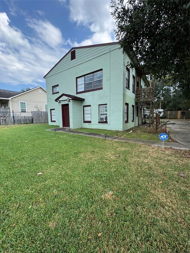 Foto principal - 2918 46th St