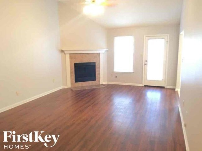 Foto del edificio - 2860 Hidden Creek Cove