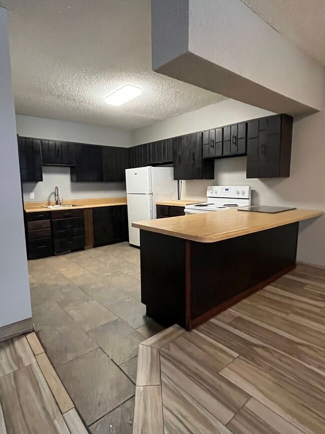 Foto del edificio - Beautiful 3 bedroom 1 bathroom house in Minneapolis