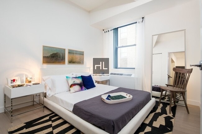 Building Photo - Renovated Gramercy 2-Bedroom with Classic ...