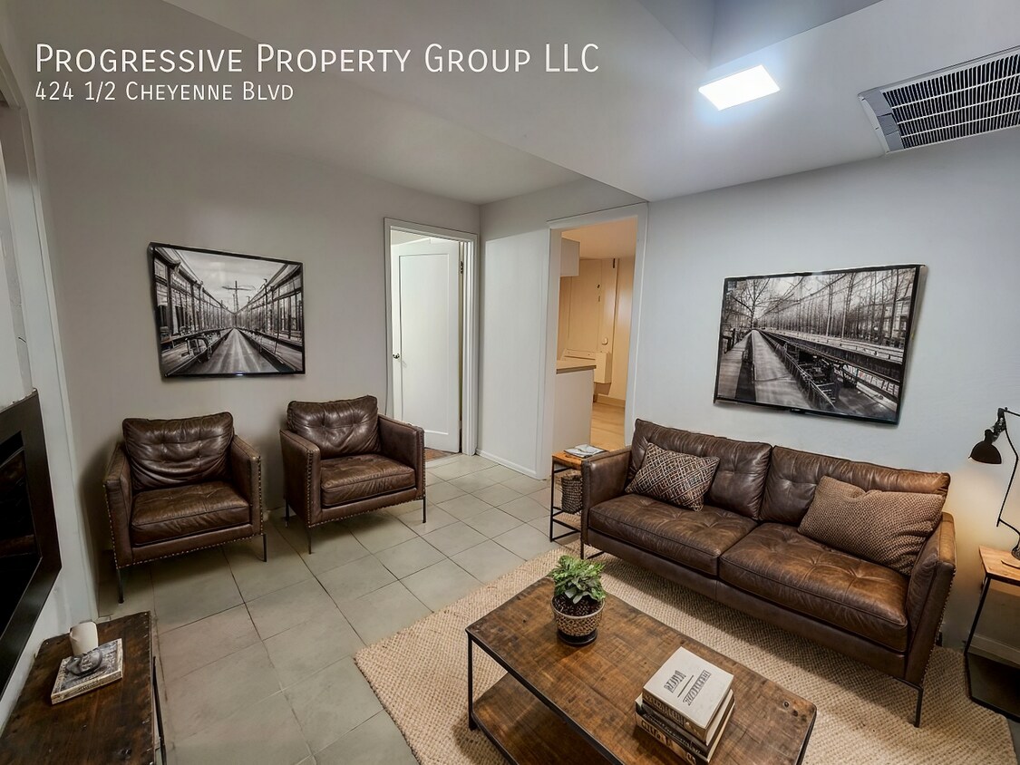 Foto principal - 424 1/2 CHEYENNE BLVD