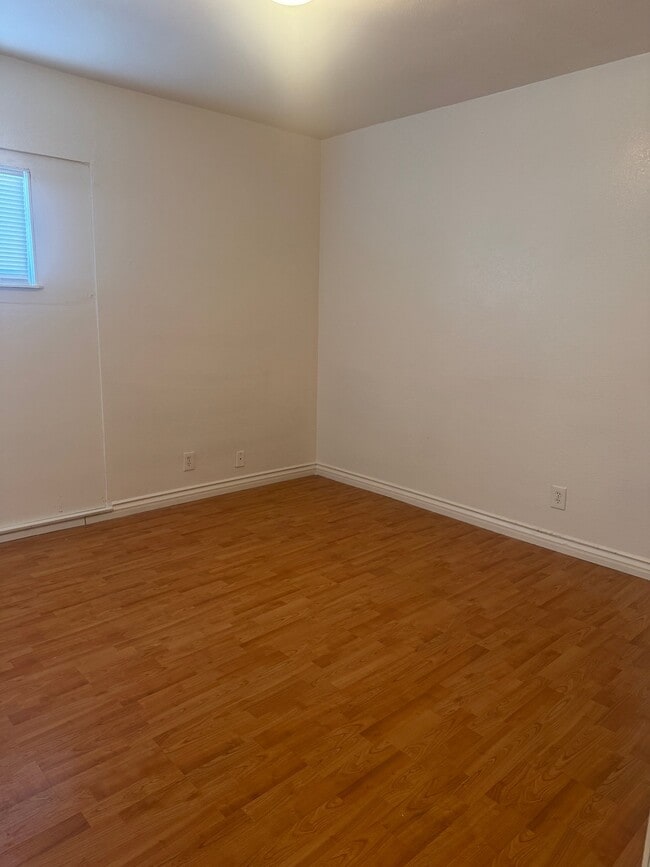 Foto del edificio - 10324 Vantage St