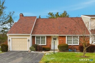 Building Photo - 193 The Meadows