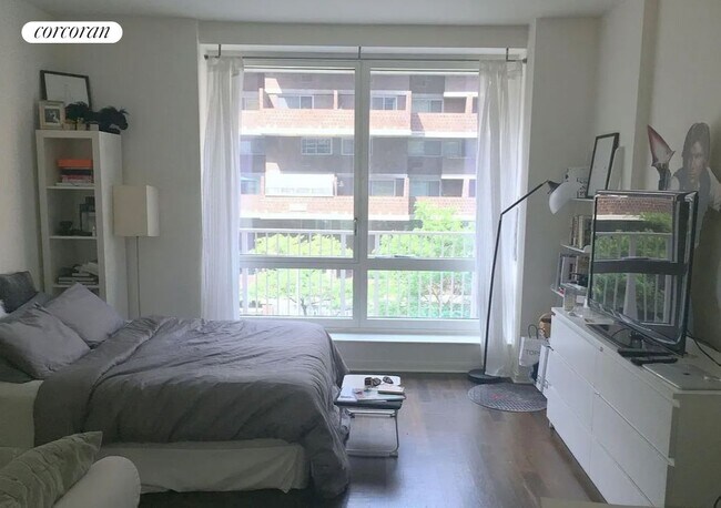 Foto del edificio - 340 E 23rd St