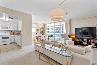 Building Photo - 1250 S Miami Ave