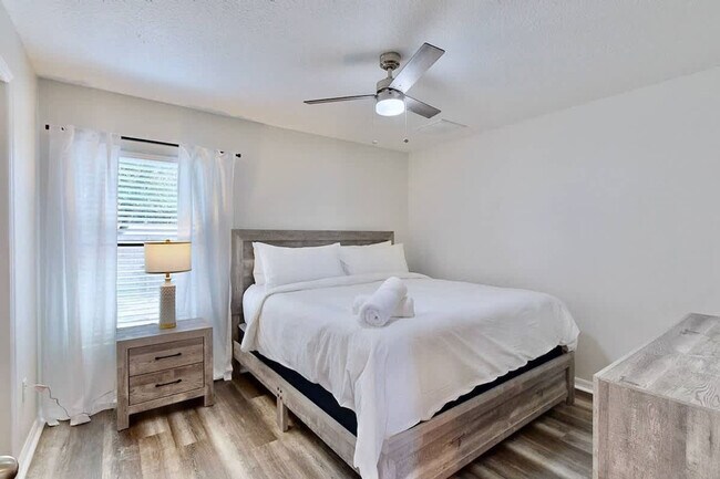 Foto del edificio - 6367 Enterprise Dr