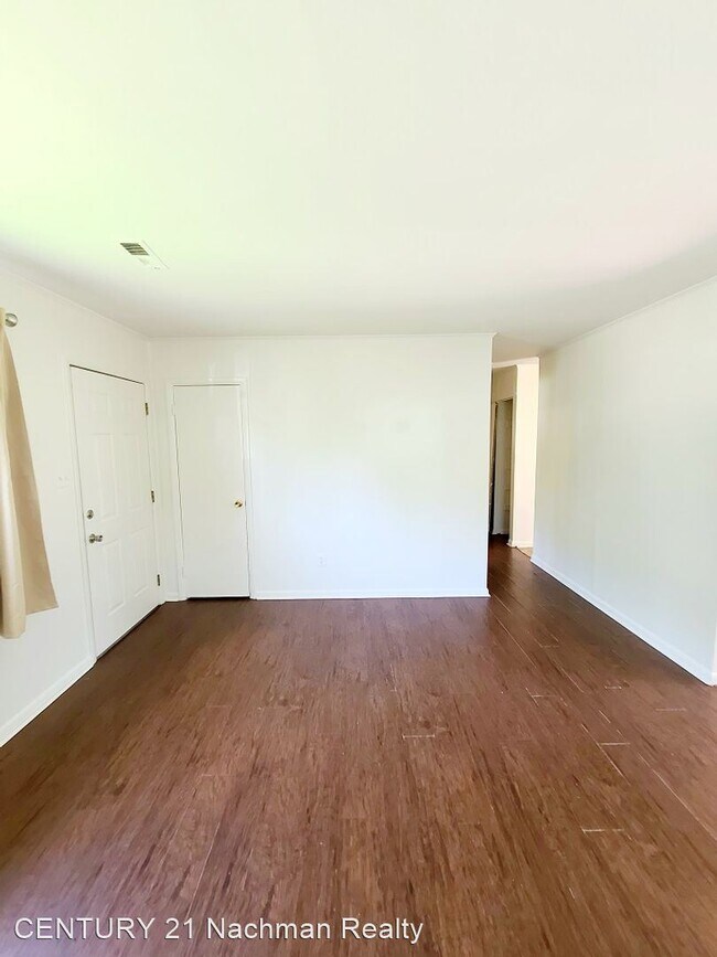 Foto del edificio - 3 br, 1 bath House - 1834 Moger Drive