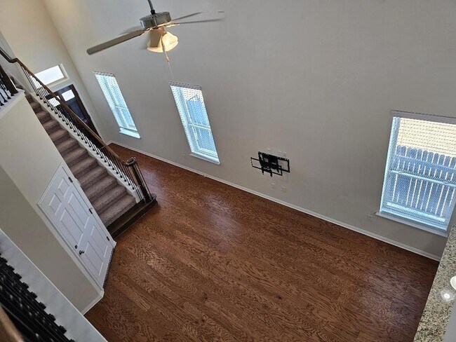 Foto del edificio - 3240 E Whitestone Blvd