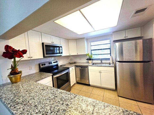 Foto del edificio - 400 18th St