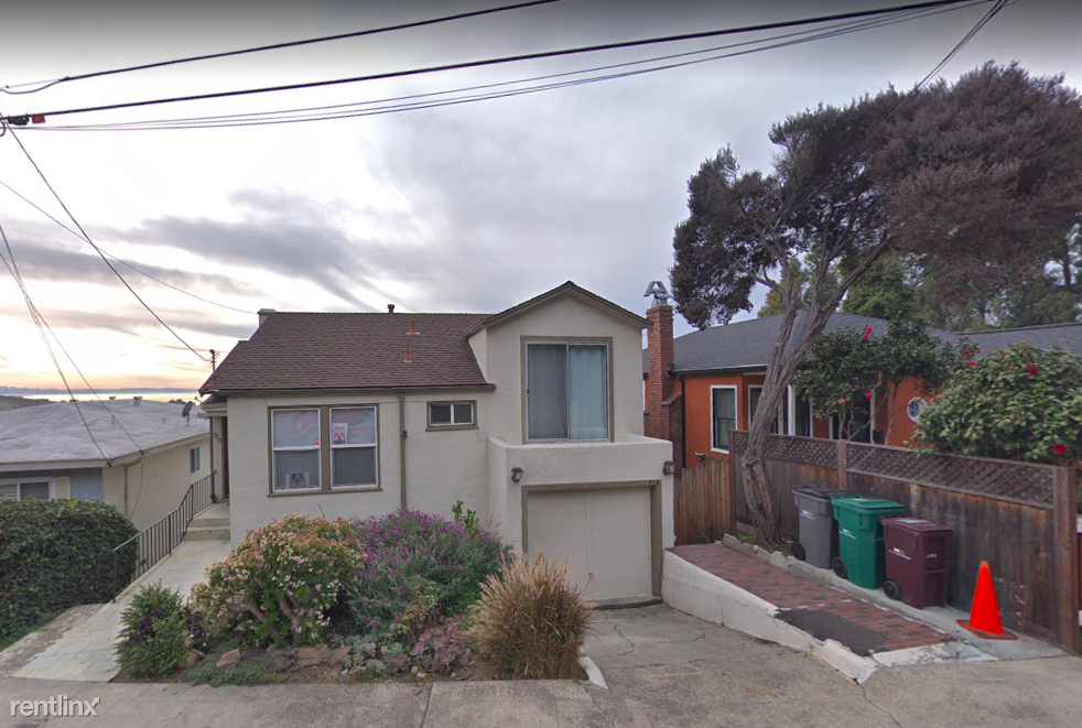 Building Photo - 716 Gateview Ave