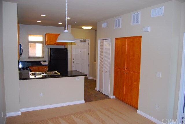 Building Photo - 2742 Cabrillo Ave