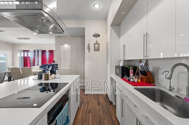 Foto del edificio - 30816 Muraya St