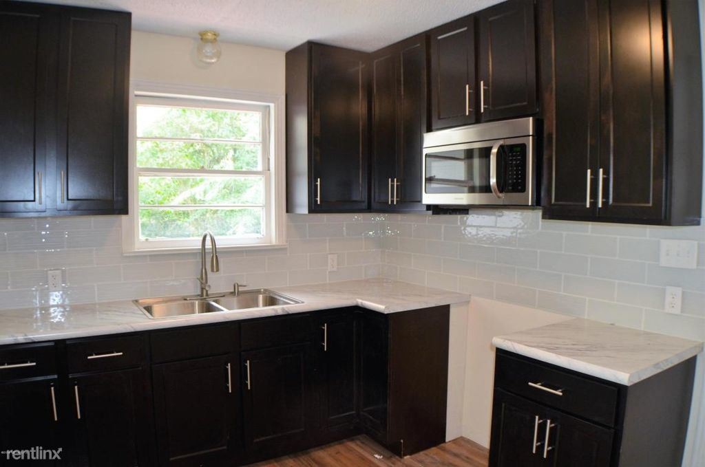 Building Photo - 3 br, 1 bath House - 3527 Bougainvillea St
