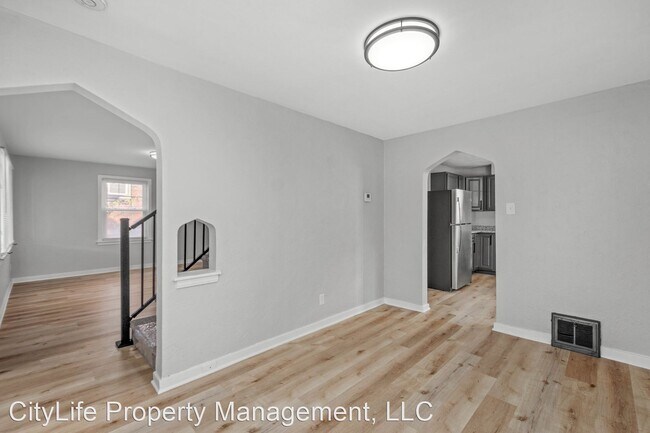 Building Photo - 3 br, 1 bath House - 1941 Pennsylvania Ave